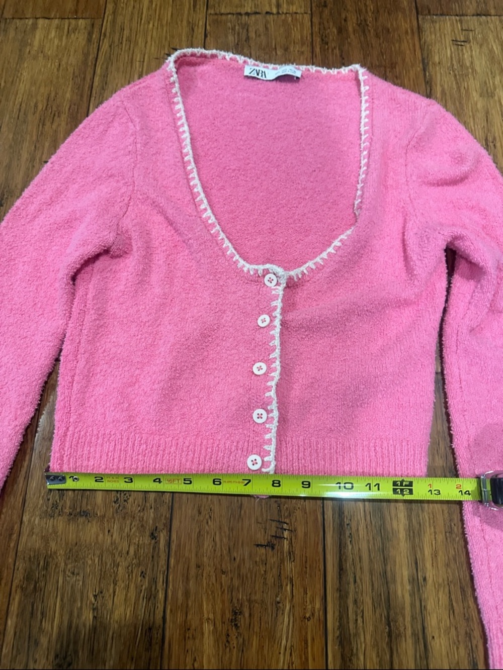 Zara Pink Cropped Scoop-Neck Cardigan with White Trim - Picture 2 of 4